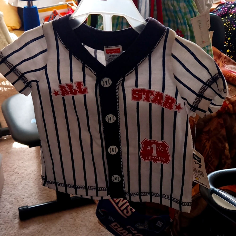 Fisher Price newborn 2pc wear
